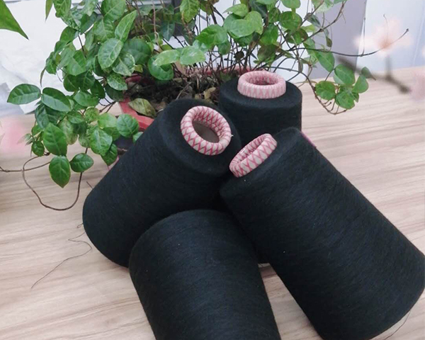 純黑色腈綸紗